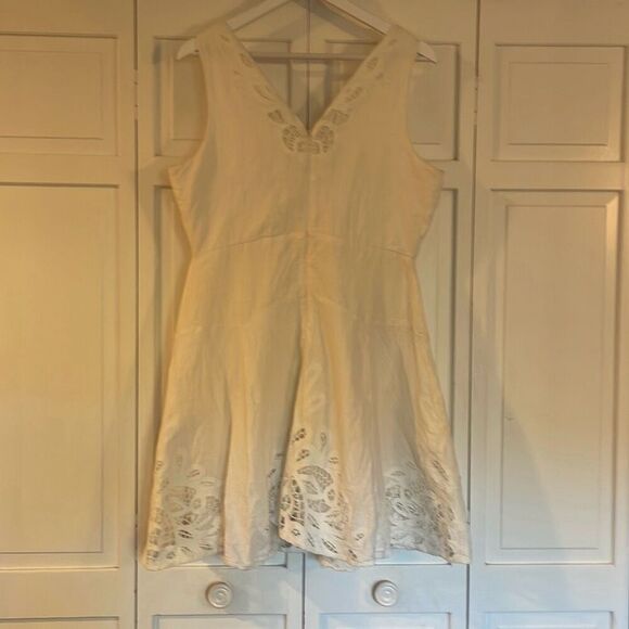 Joie white linen blend lace fit and flare dress 12 - Picture 6 of 11
